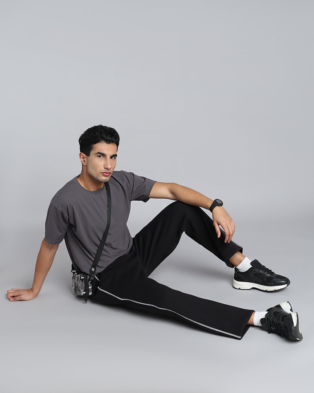 Relaxed Fit Black Pants