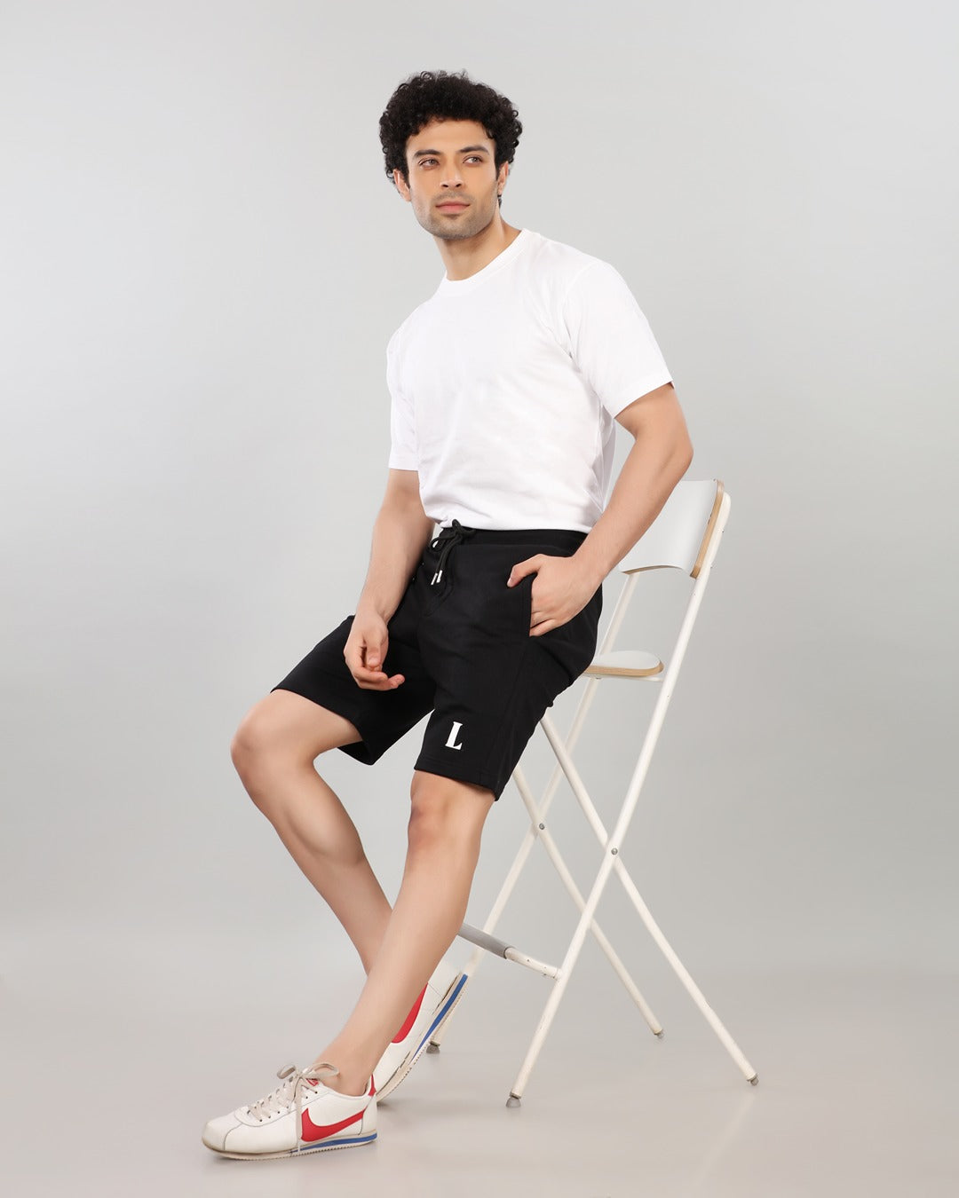 Relaxed Fit Black Shorts