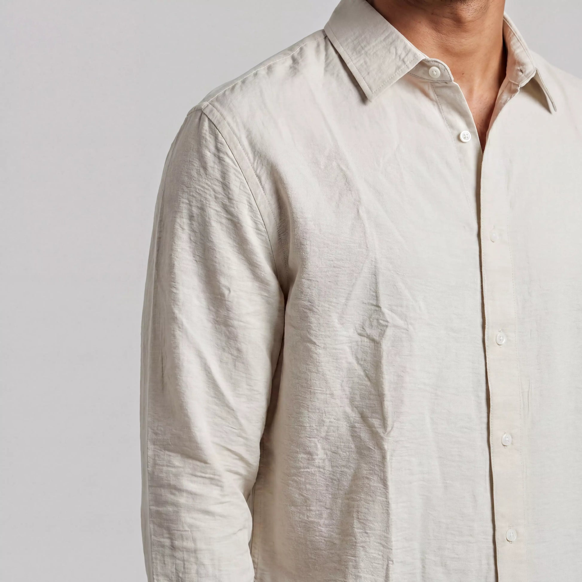 FORM SHIRT - OAT MILK